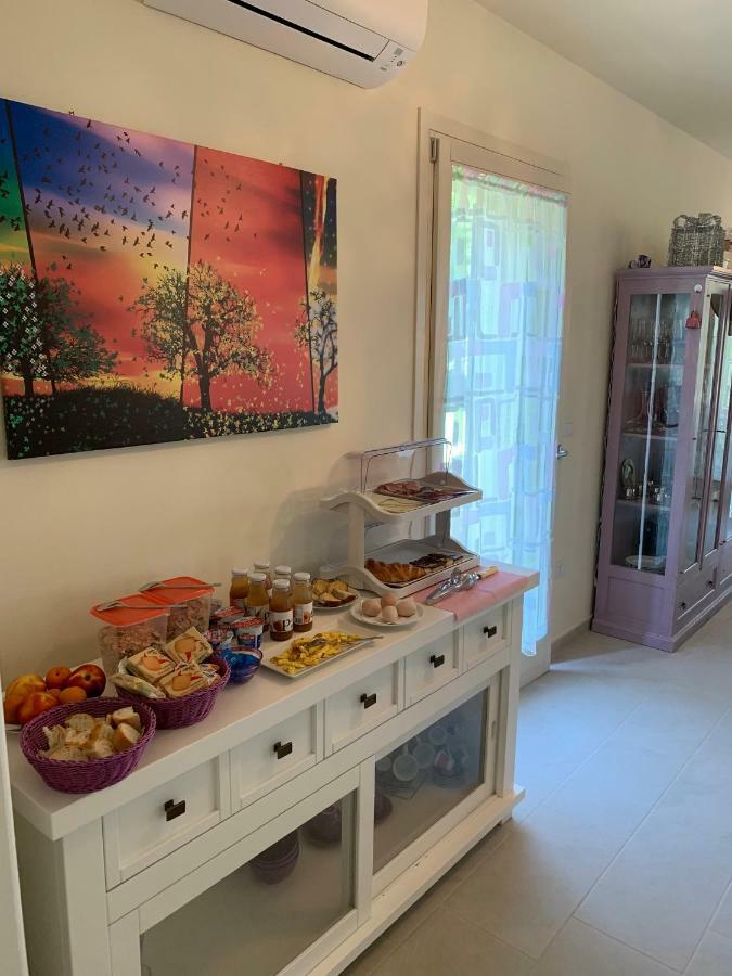 Bed and Breakfast Il Lauro San Costanzo Экстерьер фото