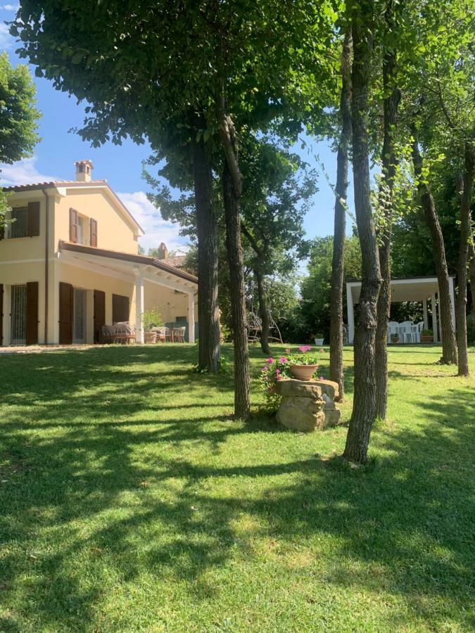 Bed and Breakfast Il Lauro San Costanzo Экстерьер фото