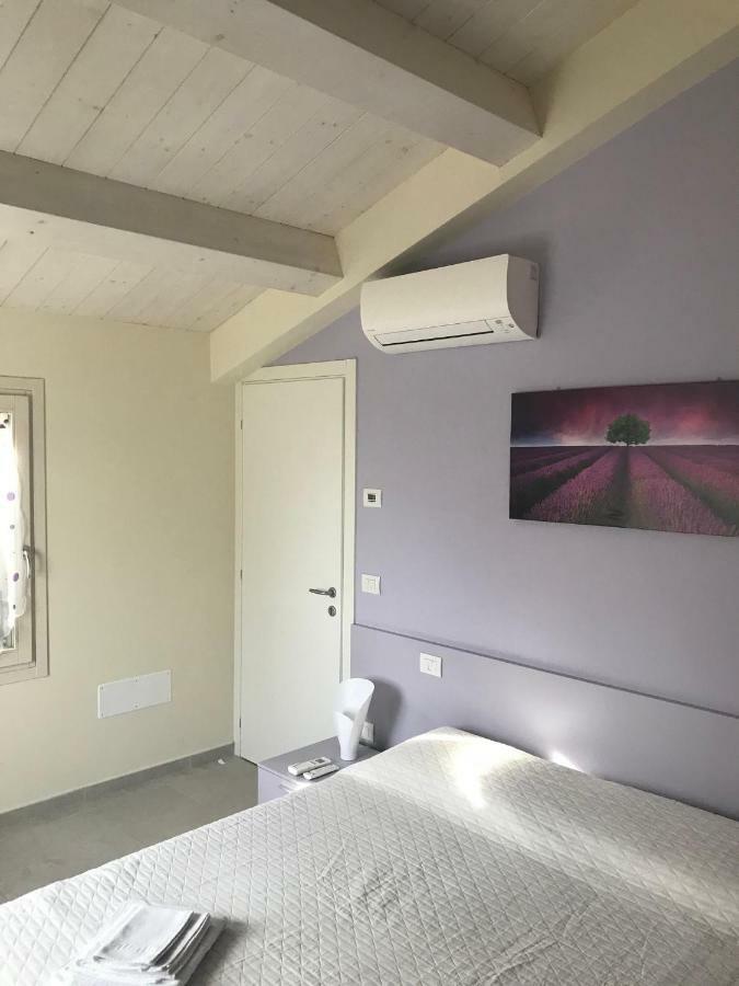 Bed and Breakfast Il Lauro San Costanzo Экстерьер фото