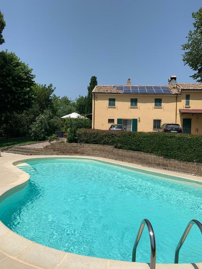 Bed and Breakfast Il Lauro San Costanzo Экстерьер фото