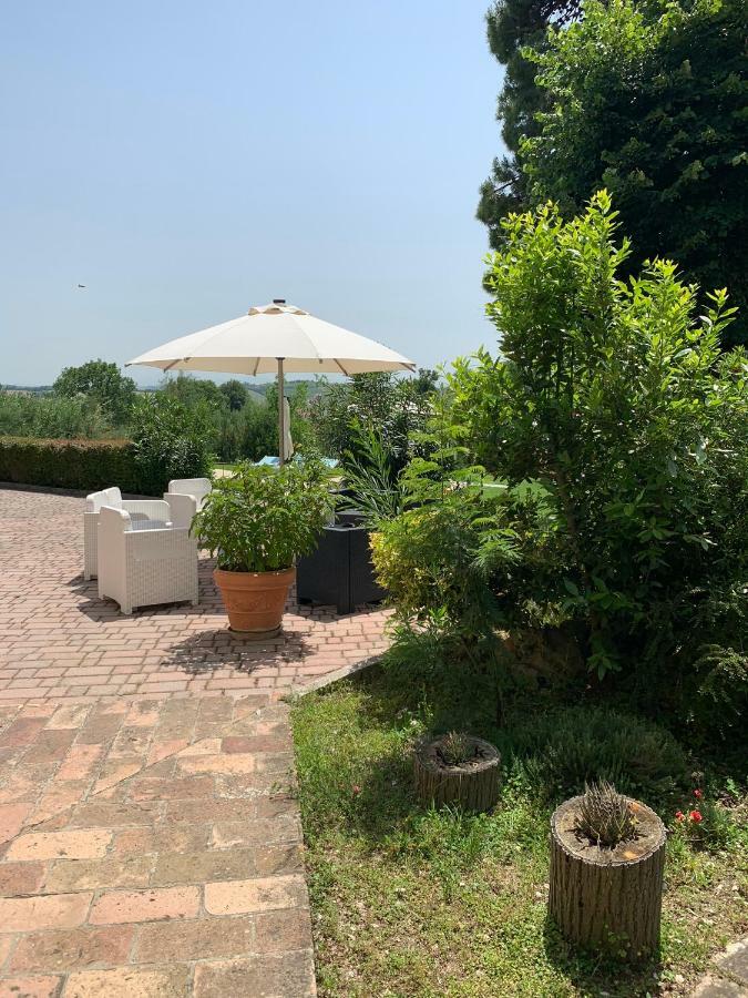 Bed and Breakfast Il Lauro San Costanzo Экстерьер фото