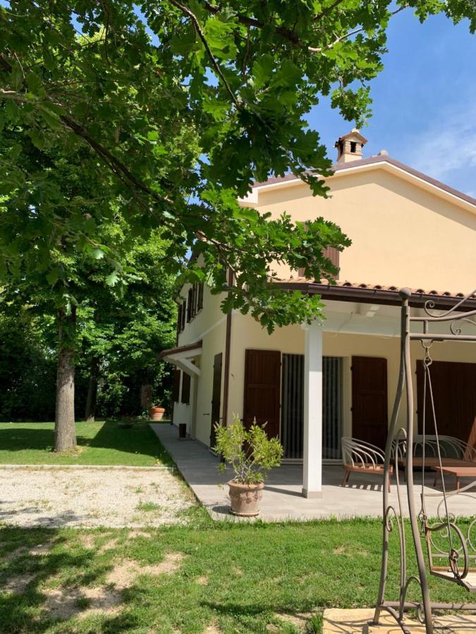 Bed and Breakfast Il Lauro San Costanzo Экстерьер фото