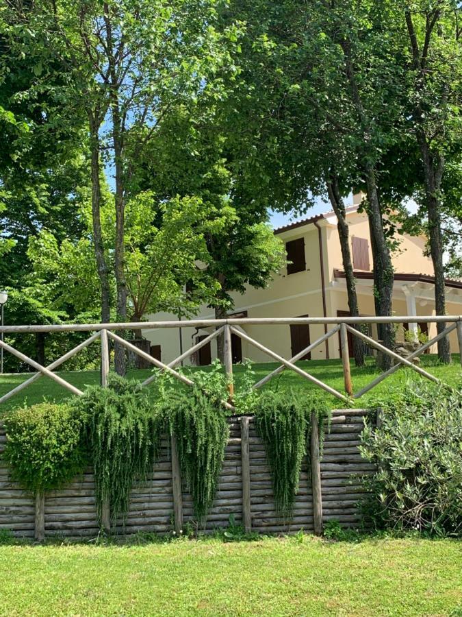 Bed and Breakfast Il Lauro San Costanzo Экстерьер фото